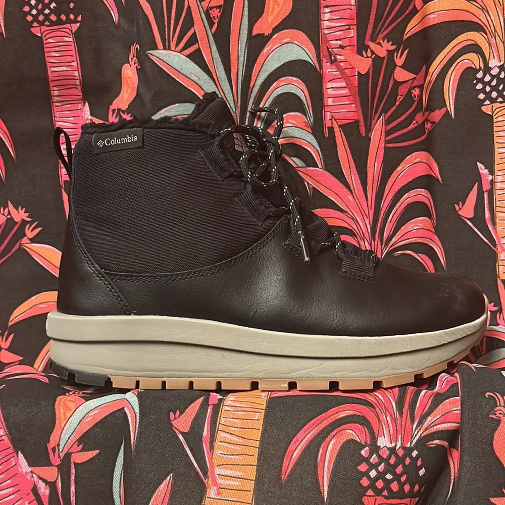 Columbia Sportswear Moritza Shorty Boot